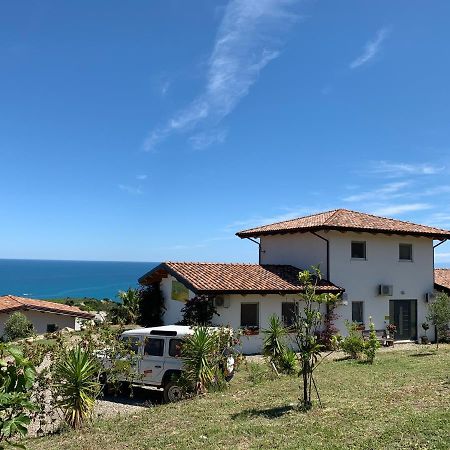 B&B Villa Sveva 로카 임페리알레 외부 사진