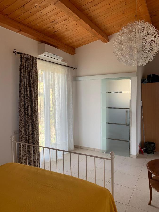 B&B Villa Sveva 로카 임페리알레 외부 사진