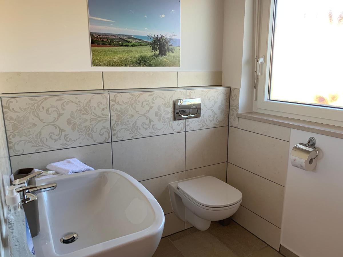 B&B Villa Sveva 로카 임페리알레 외부 사진