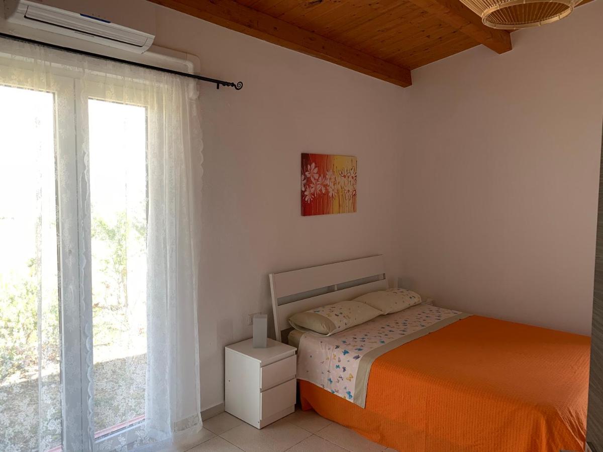 B&B Villa Sveva 로카 임페리알레 외부 사진